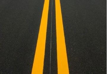 在對襄陽道路標(biāo)線進(jìn)行施工時，這些方面要注意！